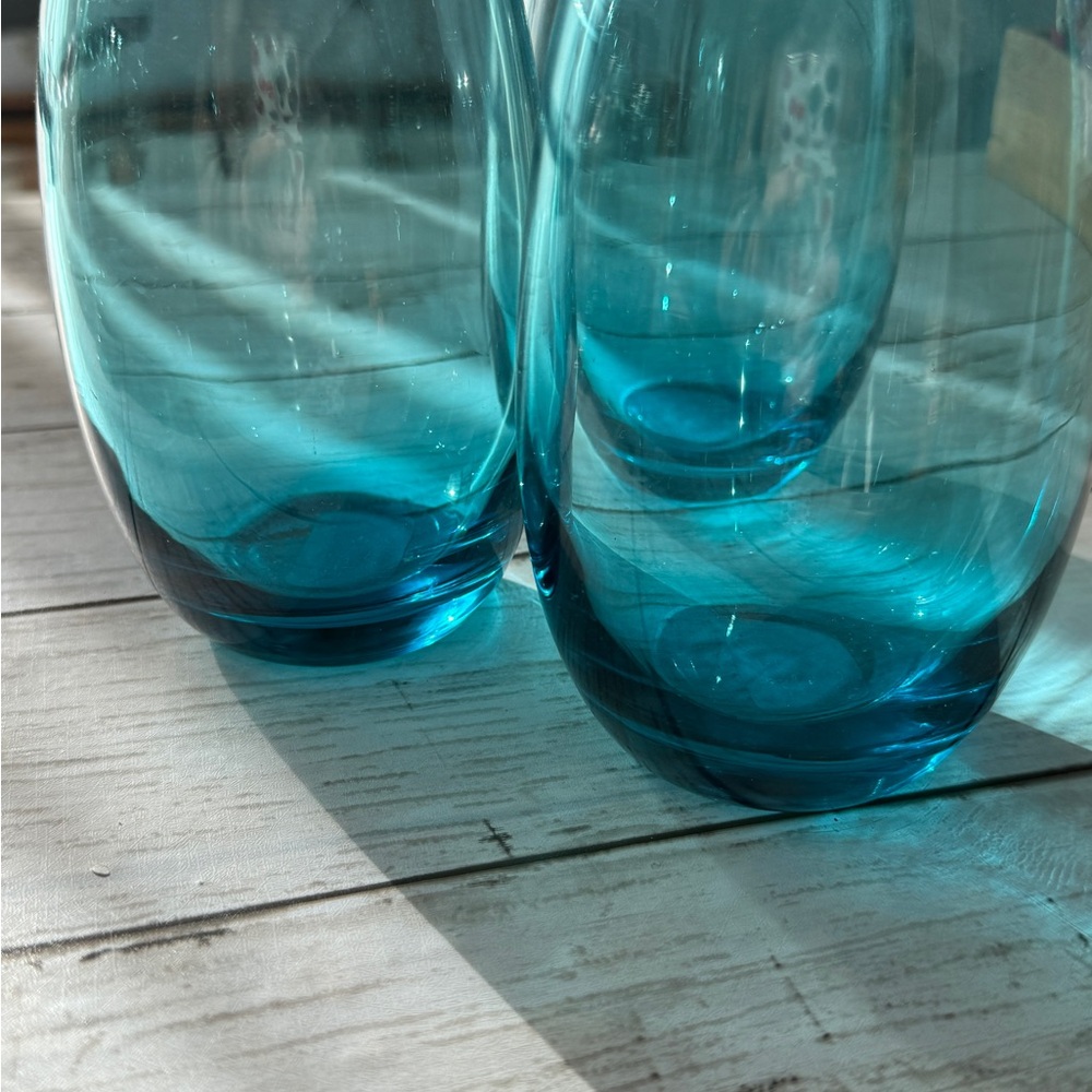 Set of Blue Glass Tumblers - Picture 2 of 9